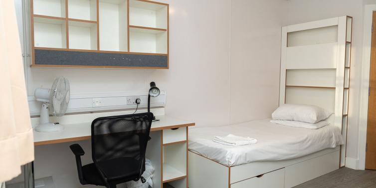 ESL Languages residence Alpadia London Central