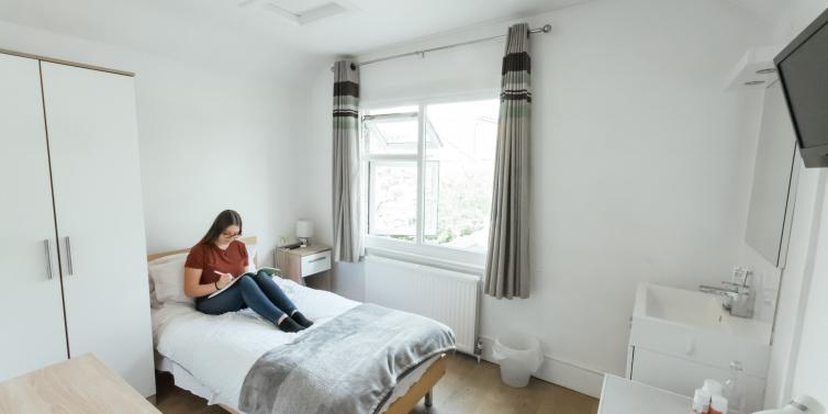 Hero Residence - Kings Lodge - Wimbledon School of English Accommodation