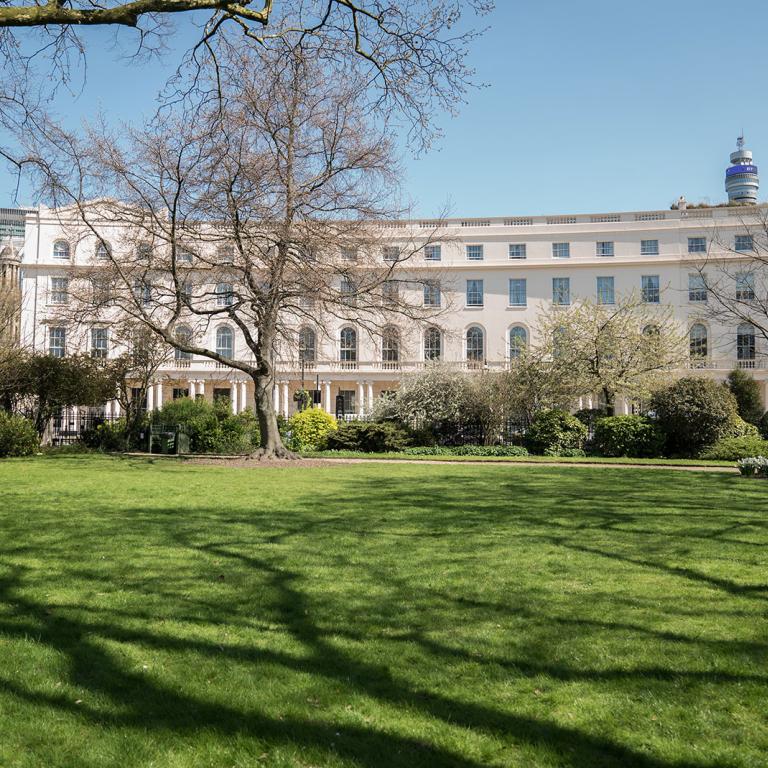 ESL Languages ESL Languages Alpadia London Central hero